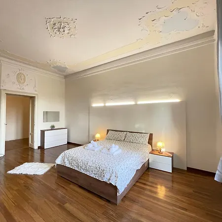 Bg Central Royal Suite Con Parcheggio - Vista Citta Alta Bergamo Exterior photo